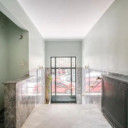 Stylish, Sunny New 2 Bedroom, Prime Central Athens Exterior photo