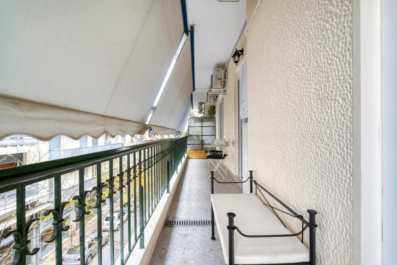 Stylish, Sunny New 2 Bedroom, Prime Athens